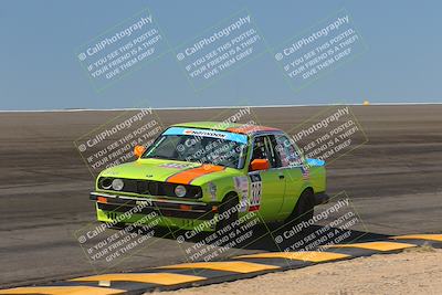 media/Oct-15-2023-Lucky Dog Racing Chuckwalla (Sun) [[f659570f60]]/2nd Stint Bowl/